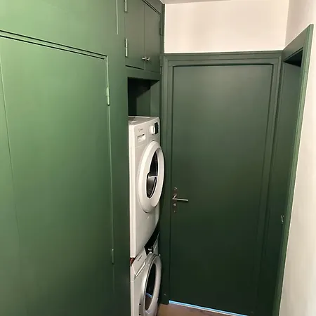 3 500 M Ng Apartmán