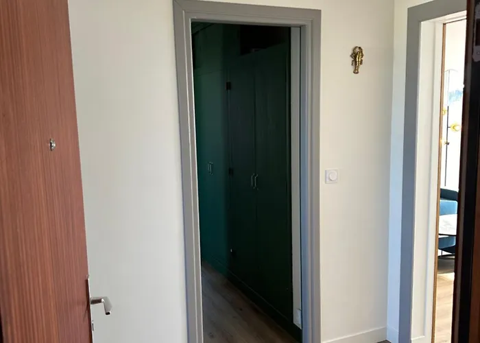 3 500 M Ng Apartment *