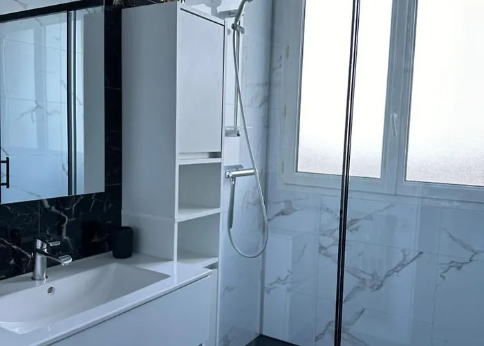 3 500 M Ng Apartment Cherbourg-en-Cotentin