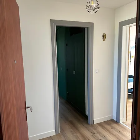 3 500 M Ng Apartament *