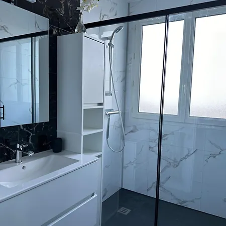 3 500 M Ng Apartament Cherbourg-en-Cotentin