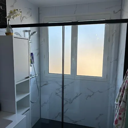 3 500 M Ng Apartament Cherbourg-en-Cotentin